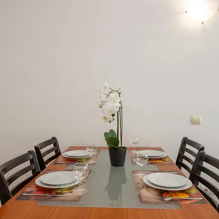 Apartman Sunny *